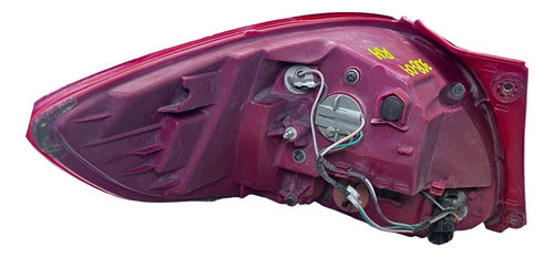 Calavera Rh Hyundai Veloster 12-16 R1-s1 02 Derecho/pasajero Rojo