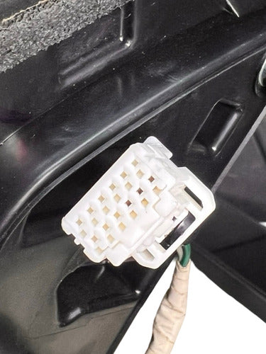 Espejo Retrovisor Rh Original Nissan Sentra 2019 02.6803