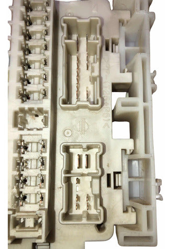 Caja De Fusibles Nissan Sentra 2.0l 07-12 7158-6601
