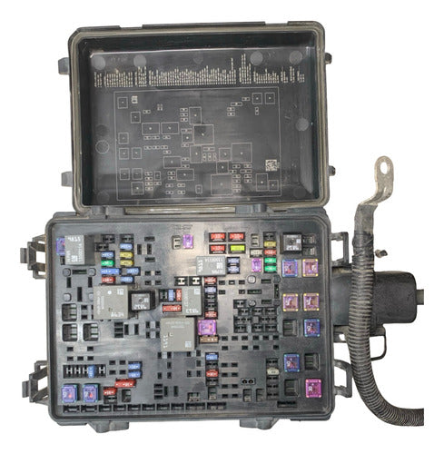 Caja De Fusibles Chevrolet Silverado 4.3l 15-17 23222841