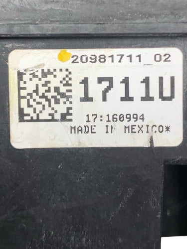 Caja De Fusibles Chevrolet Cruze 11-16 20981711-02