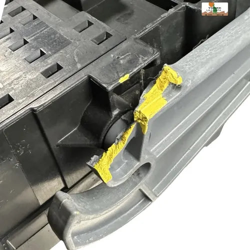 Caja De Fusibles Chevrolet Tahoe 5.3l 10-14 22798217