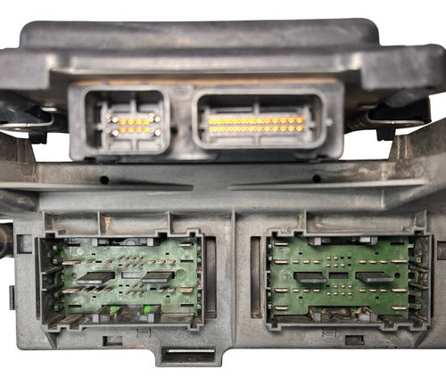 Caja De Fusibles Dodge Caravan 2005-2007 04692113ac
