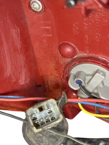 Calavera Lh Original Pontiac G3 2008-2010 (hatchback) Izquierdo/conductor Rojo