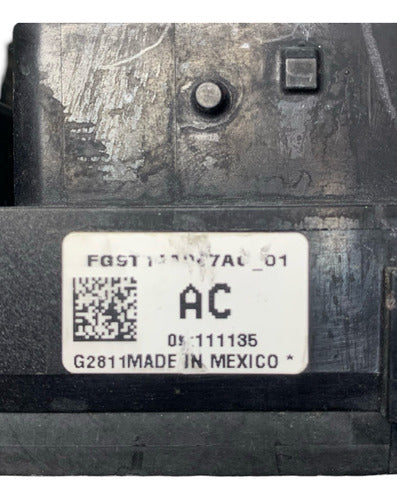 Caja De Fusibles Ford Fusión 15-16 2.5l Aut Fgst-14a067-ac