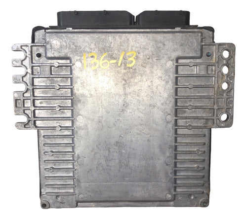 Computadora Nissan Armada 5.6l 2005 4x4 Mec86-240 (3h)
