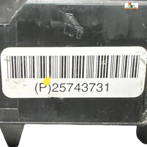 Caja De Fusibles Cadillac Cts 3.2l 2003 25743731