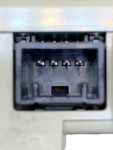 Módulo Control De Llave Chevrolet Malibu 2.4 Gm25920951 Crema