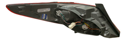 Calavera Rh Generico Hyundai Accent 2012-2014 Derecho/pasajero Rojo
