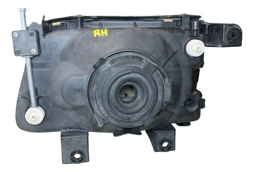 Faro Rh Chevy Luv 1998-2003 Negro