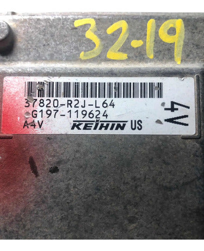 Pcm Computadora Honda Civic 1.8l 14-15 37820-r2j-l64 (4v) P2
