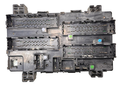 Caja De Fusibles Dodge Ram 3500 6.7l 19-21 P68437289ab