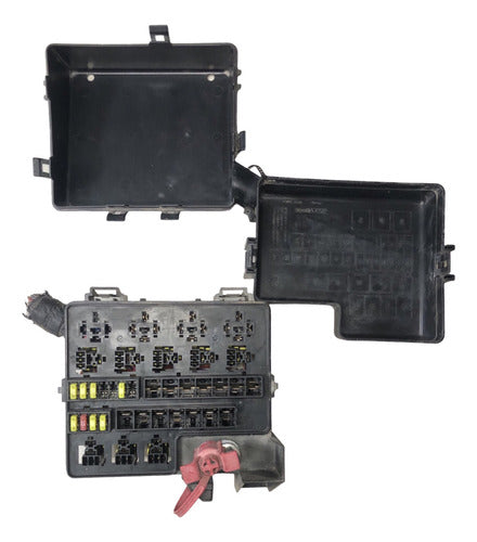 Caja De Fusibles Chrysler Sebring 2.7l 2004 04759397ab