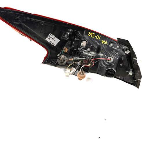 Calavera Rh Nissan Altima 16-18 949 822 Derecho/pasajero Rojo