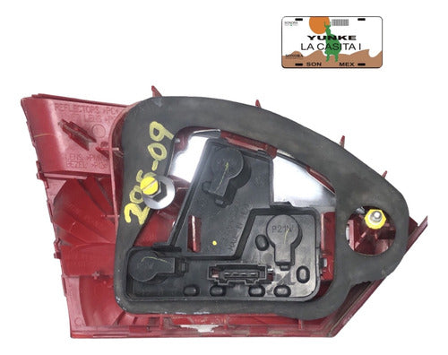 Calavera Rh Vw Jetta Mk6 2013 5c6 945 260 Derecho/pasajero Rojo