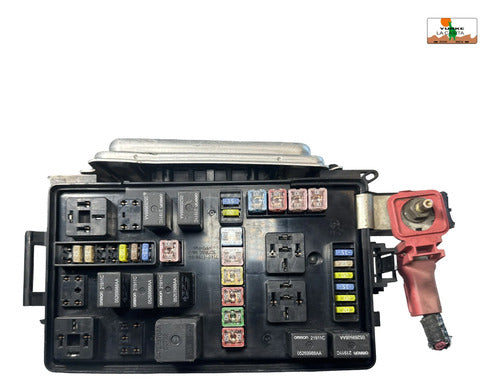 Caja De Fusibles Chrysler 300 5.7l 05-06