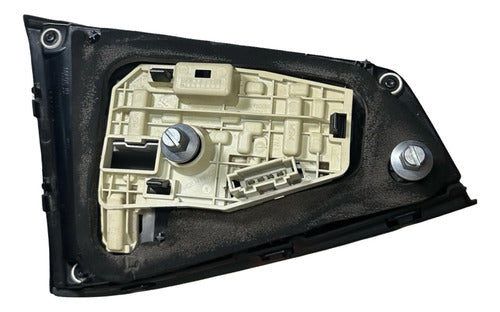 Calavera Rh Interior Vw Jetta 2015-2017 5c6945094k Derecho/pasajero Rojo