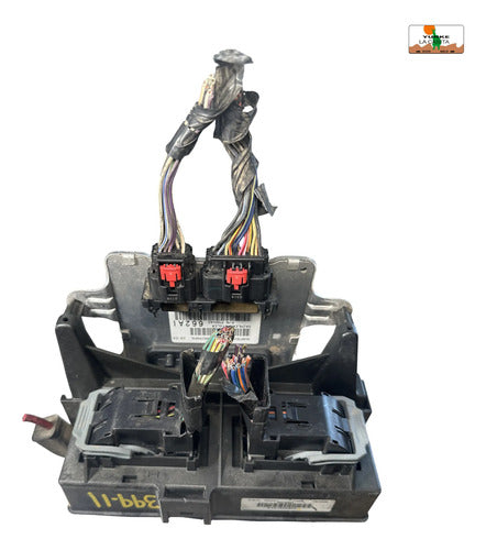 Caja De Fusibles Dodge Durango 4.7l 04-05