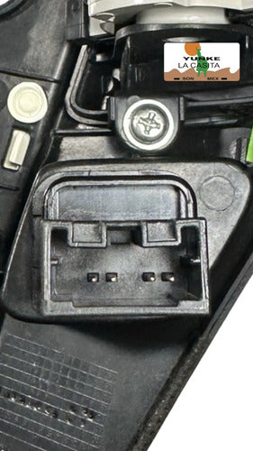 Moldura De Estéreo Hyundai Sonata 2011-2014 84740-3q460 Negro