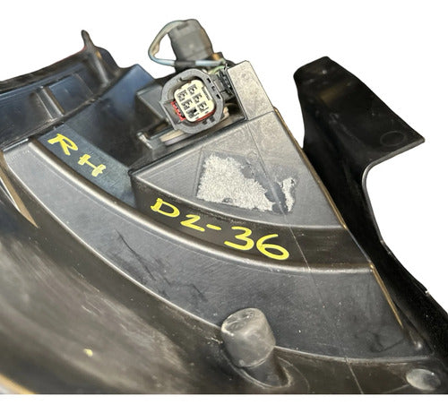 Calavera Rh Chrysler Town & Country 2011-2016 05182530ae Derecho/pasajero Rojo