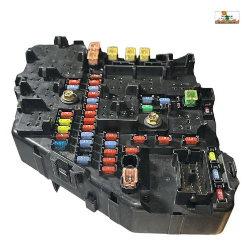Caja De Fusibles Cadillac Cts 3.2l 2003 25743731