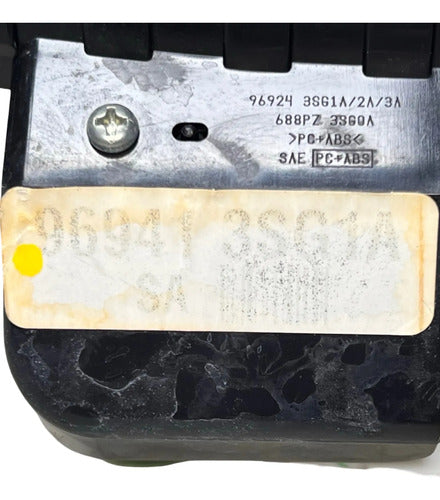 Bicel Central Palanca Nissan Sentra 2013-2016 96941 3sg1a Plateado