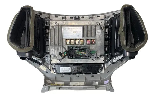 Estéreo Dodge Ram 1500 13-16 68258671ag
