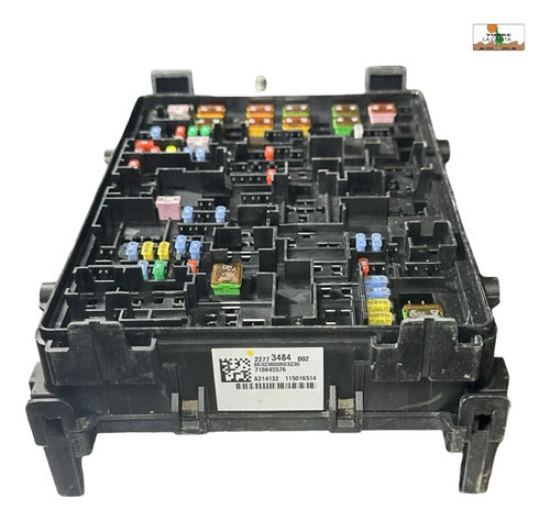 Caja De Fusibles Chevrolet Tahoe 5.3l 15-20 22773484