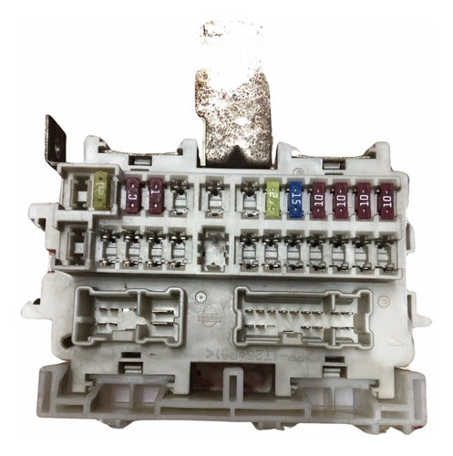 Caja De Fusibles Nissan Sentra 2.0l 07-12 7158-6601