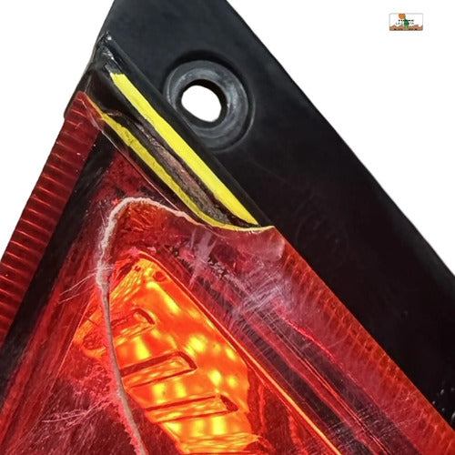 Calavera Rh Chevrolet Aveo 2012-2018 Derecho/pasajero Rojo
