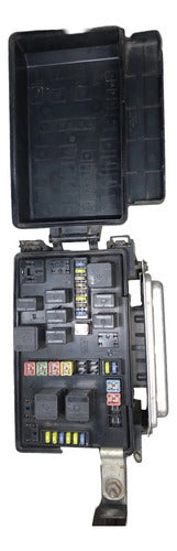 Caja De Fusibles Chrysler 300 3.5l 2006 P0462028ag A