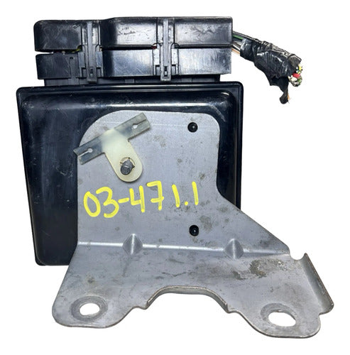 Pcm Computadora Módulo Abs Dodge Caravan 96-00 4686226 P2 Negro/metal