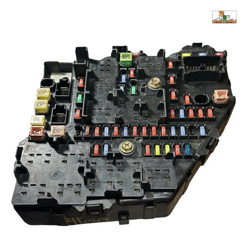 Caja De Fusibles Cadillac Cts 3.2l 2003 25743731