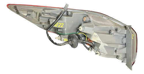 Calavera Rh Hyundai Elantra 2017-2018 92402-f30 Derecho/pasajero Rojo