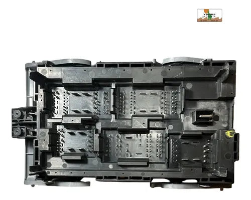 Caja De Fusibles Chevrolet Tahoe 5.3l 10-14 22798217