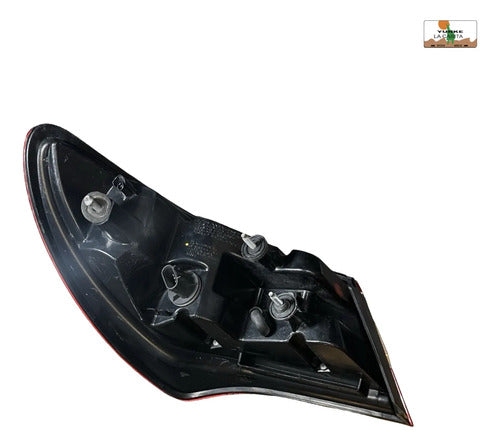 Calavera Rh Chrysler 200 2011-2014 05182524ae Derecho/pasajero Rojo