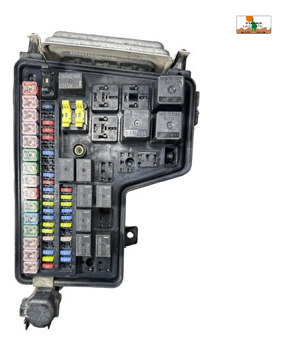 Caja De Fusibles Dodge Ram 1500 4.7l 02-05