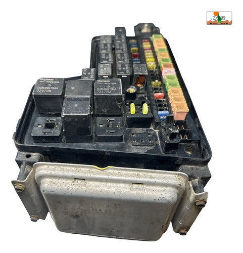 Caja De Fusibles Dodge Ram 1500 4.7l 02-05