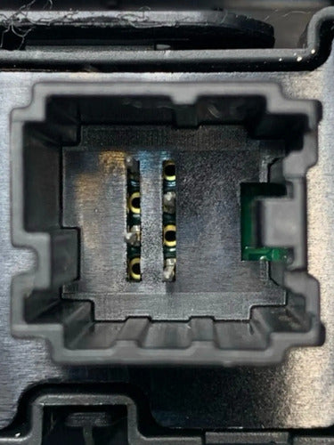Estéreo Dodge Ram 1500 13-16 68258671ag