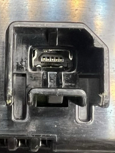 Estéreo Chevrolet Silverado 2014-2017 23176310 Negro