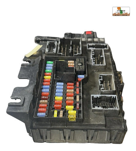 Caja De Fusibles Ford Escape 3.0l 08-12 8l8t-15604-bk