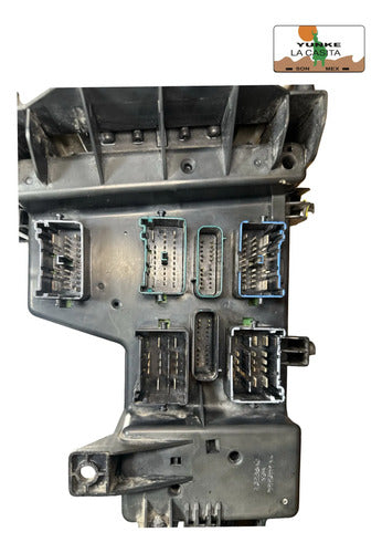 Caja De Fusibles Dodge Ram 1500 M/t 4.7l 02-05 P56049680aa