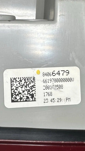 Calavera Rh Chevrolet Silverado 1500 2016-2018 84066479 Derecho/pasajero Rojo