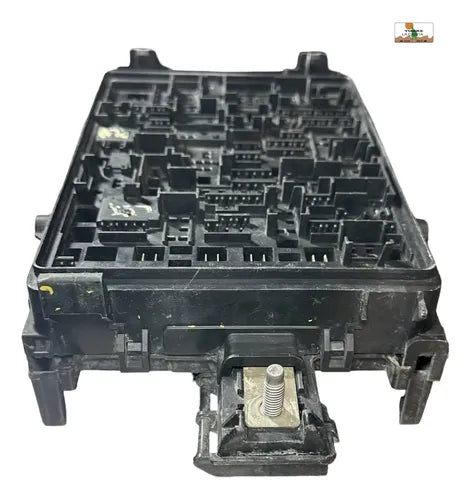 Caja De Fusibles Chevrolet Tahoe 5.3l 15-20 22773484