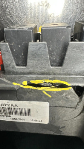 Caja De Fusibles Jeep Grand Cherokee 5.7l 2005 04692072aa