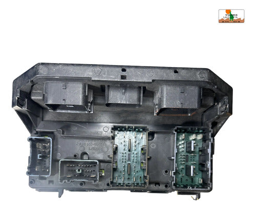 Caja De Fusibles Dodge Caravan 3.6l 2013