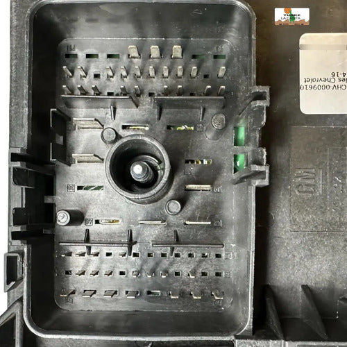 Caja De Fusibles Chevrolet Malibu 2.5l 14-16 23424337