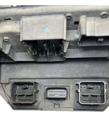 Caja De Fusibles Dodge Caravan 3.6l 2014 68217405ab