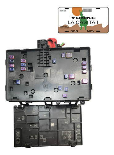 Caja De Fusibles Lincoln Mkz 2013-2014 Dg9t14a067dg