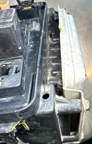Caja De Fusibles Dodge Ram 1500 4.7l 02-05